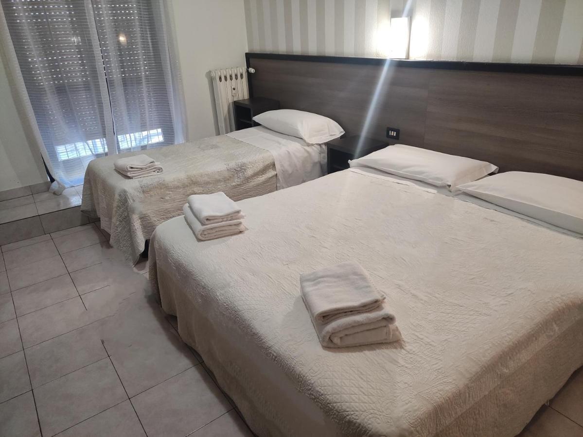 Hotel Salus Милан Экстерьер фото