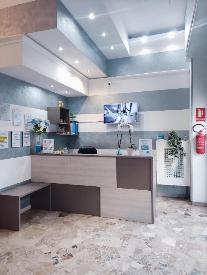 Hotel Salus Милан Экстерьер фото